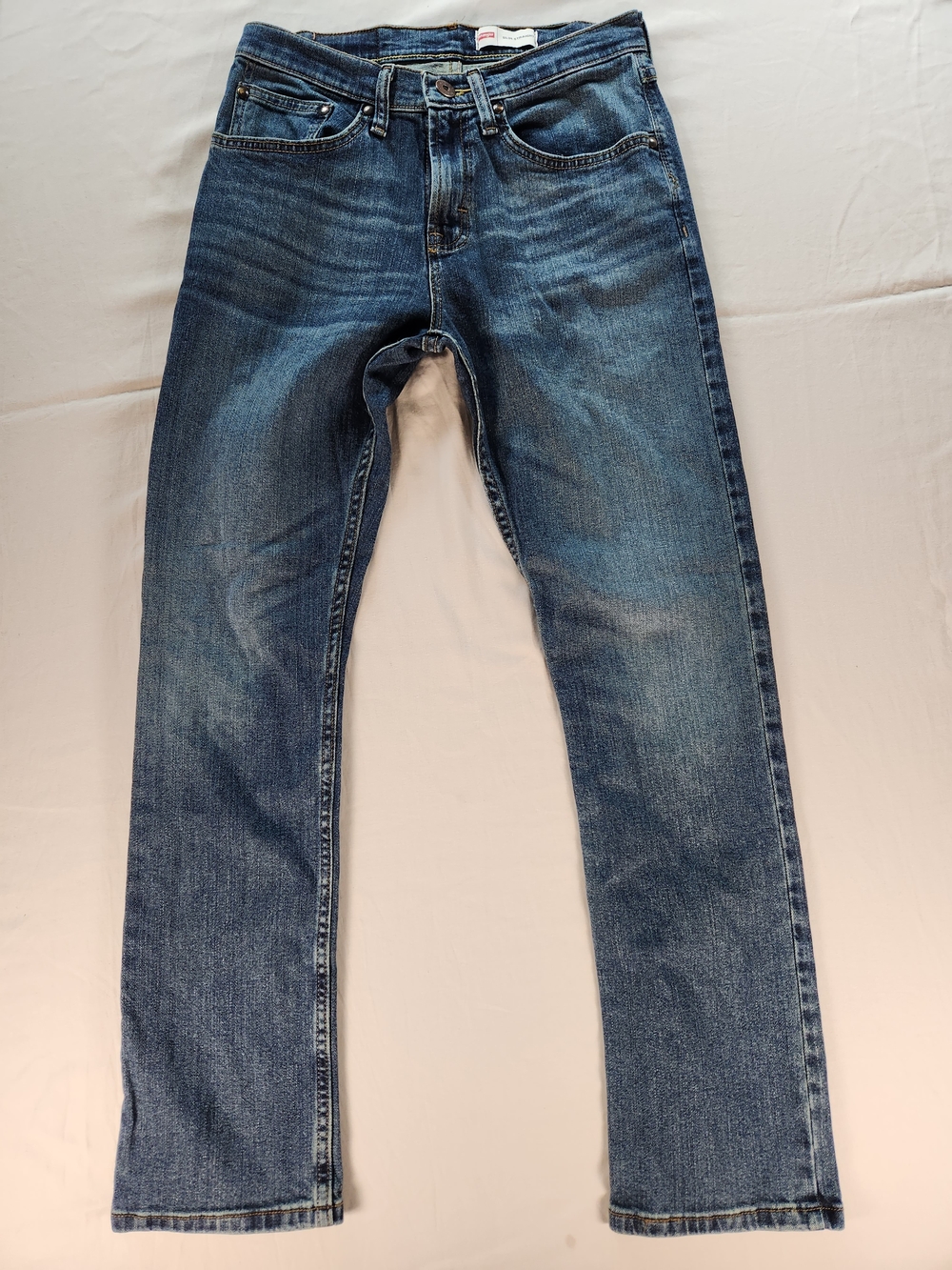 Wrangler Slim Straight  Medium Wash Premium Quality Men's Jeans Size 28x30
